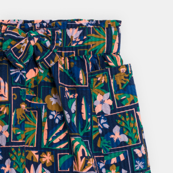 شورت أزرق اللون واسع مطبوع عليه للفتيات